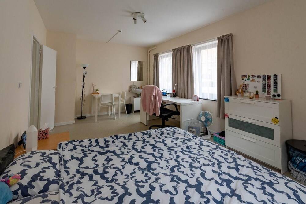 Kot te huur in Berchem 2600 635.00€ slaapkamers m² - Zoekertje 488812