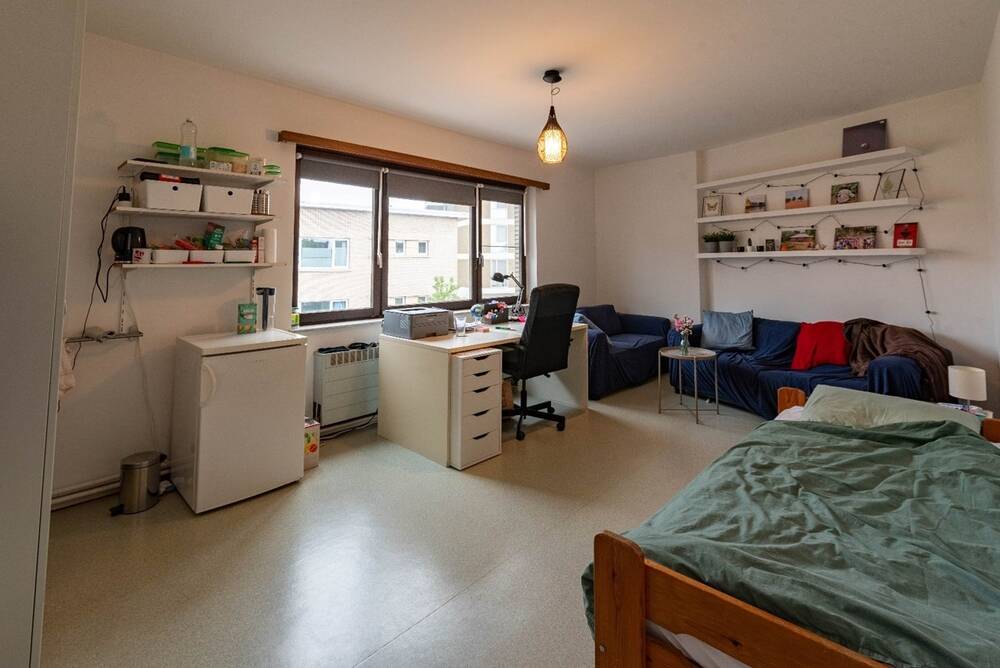 Kot te  huur in Berchem 2600 375.00€  slaapkamers m² - Zoekertje 488873