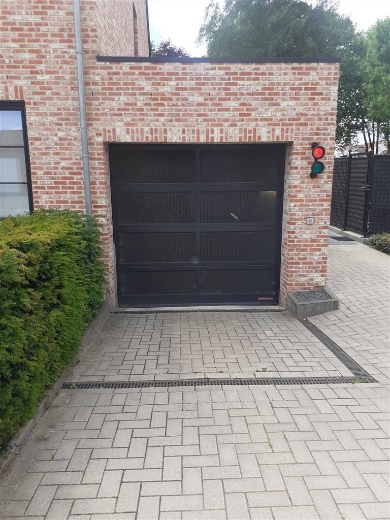 Parking te  koop in Beerse 2340 22000.00€  slaapkamers m² - Zoekertje 488168