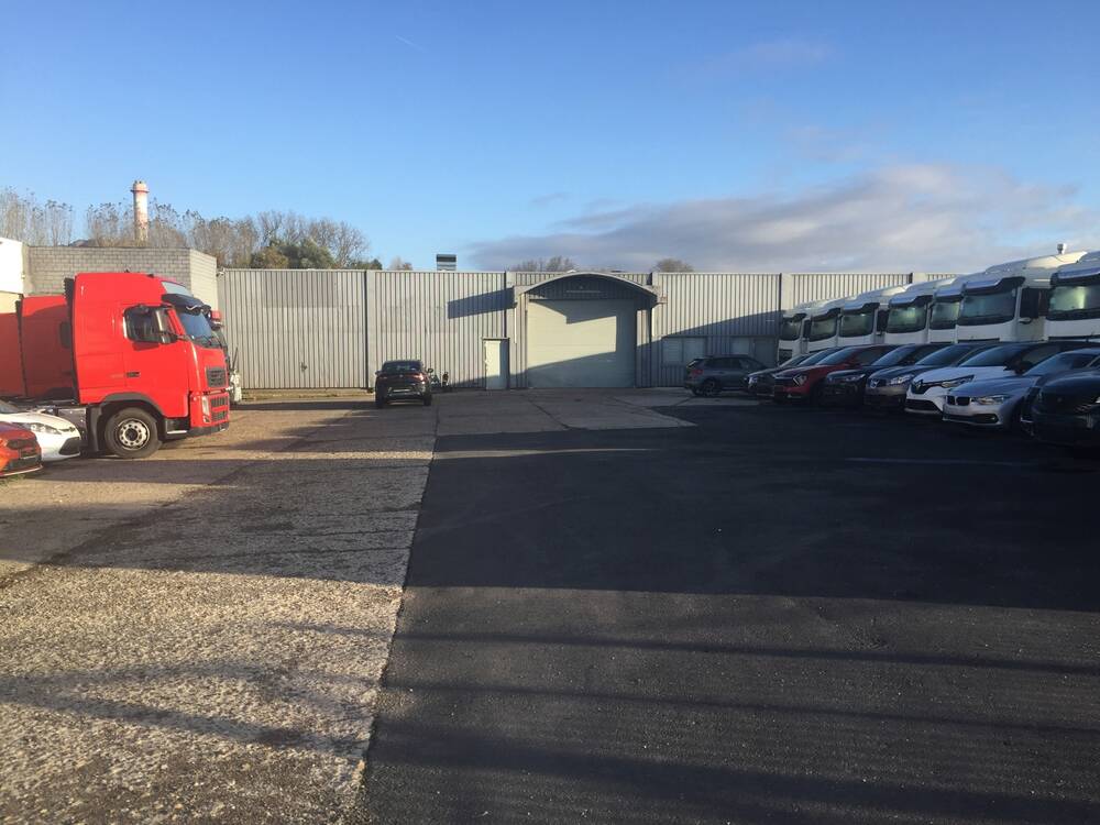 Handelszaak te huur in Aartselaar 2630 6650.00€ slaapkamers 1090.00m² - Zoekertje 488116