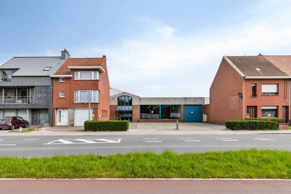 Huis te koop in Bornem 2880 849000.00€ 2 slaapkamers 750.00m² - Zoekertje 489911