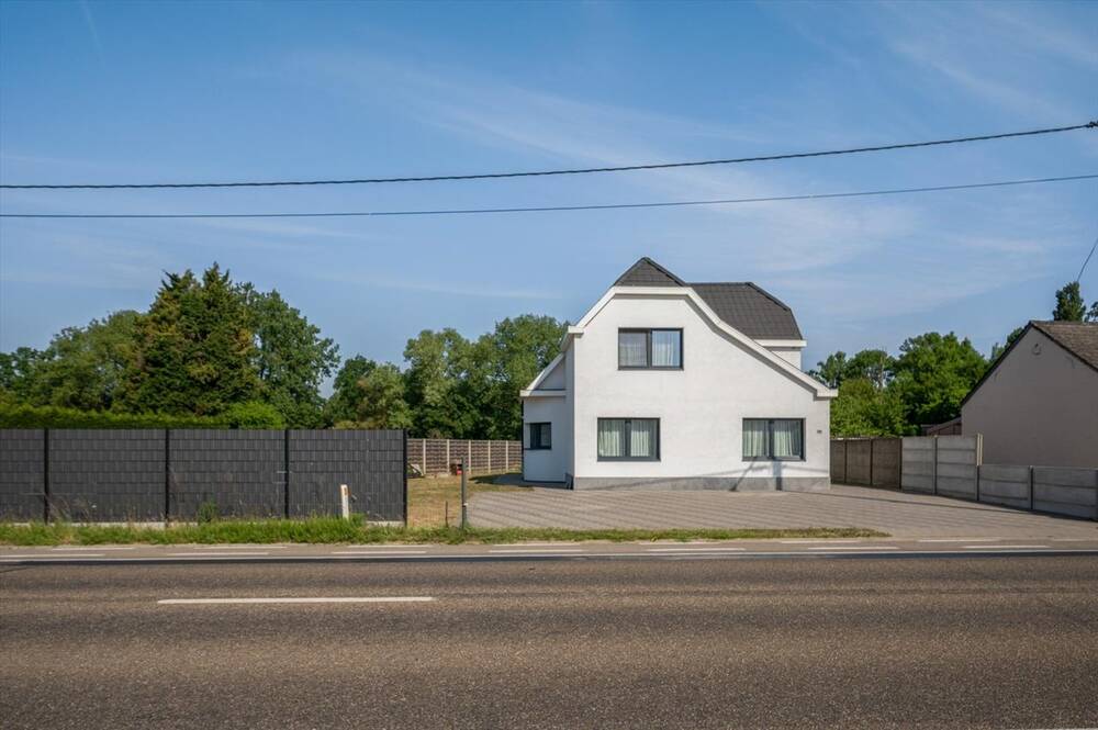 Huis te koop in Herselt 2230 489000.00€ 3 slaapkamers 250.00m² - Zoekertje 489913