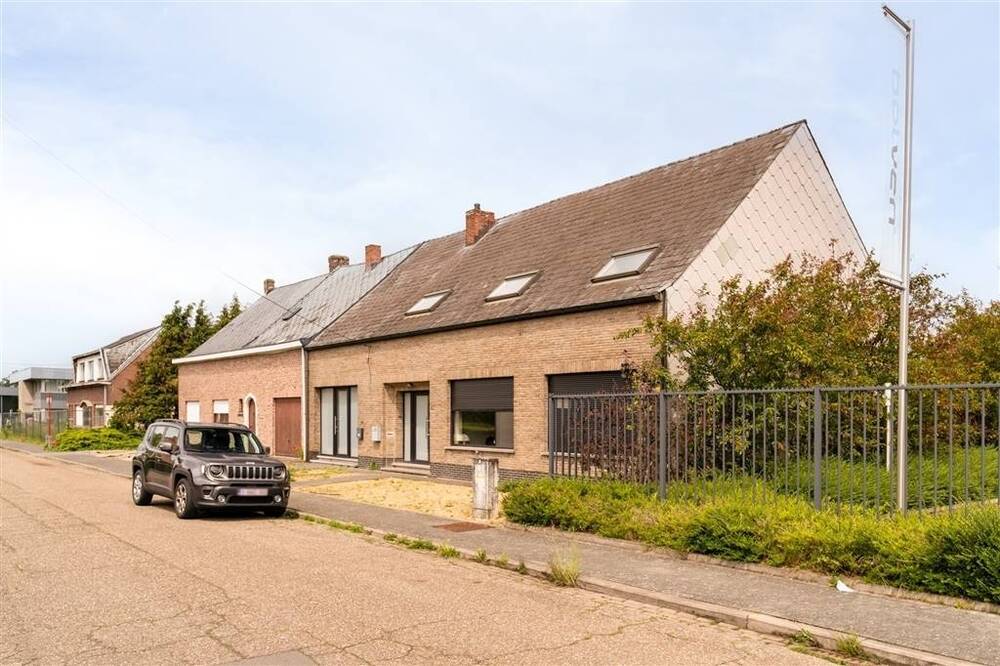 Appartementsgebouw te koop in Mechelen 2800 562000.00€ 5 slaapkamers 360.00m² - Zoekertje 490261