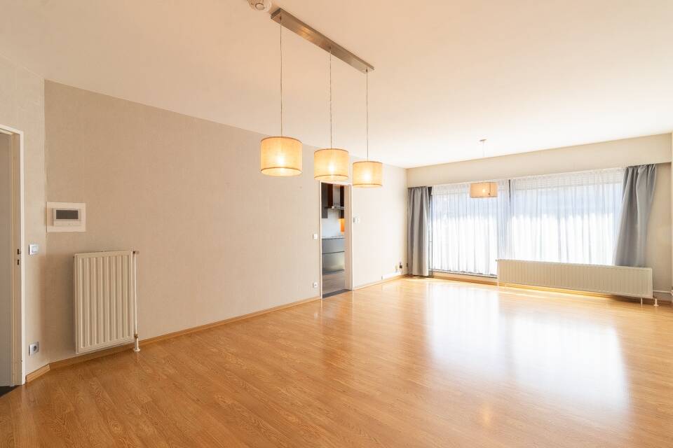 Appartement te  koop in Wilrijk 2610 265000.00€ 2 slaapkamers 102.00m² - Zoekertje 491712
