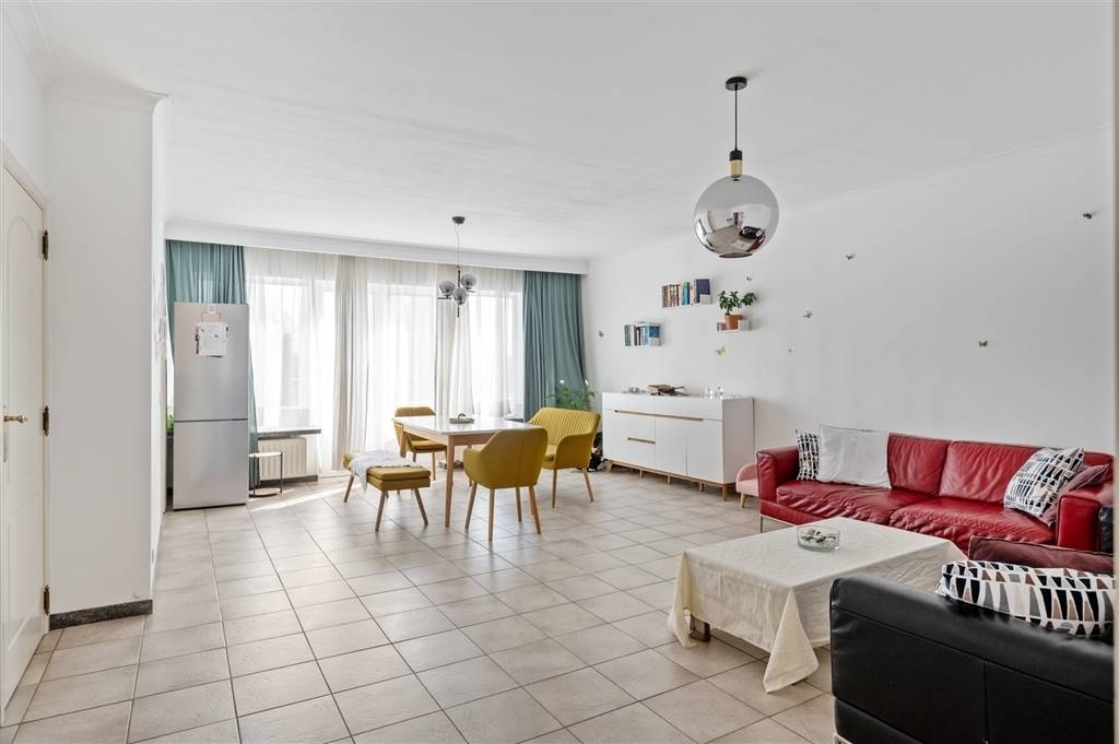 Appartement te koop in Hoboken 2660 225000.00€ 2 slaapkamers 110.00m² - Zoekertje 491334