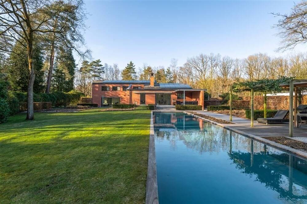 Huis te koop in Brasschaat 2930 1385000.00€ 3 slaapkamers 289.00m² - Zoekertje 492052
