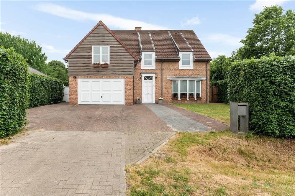 Huis te  koop in Wommelgem 2160 945000.00€ 6 slaapkamers 283.00m² - Zoekertje 492058