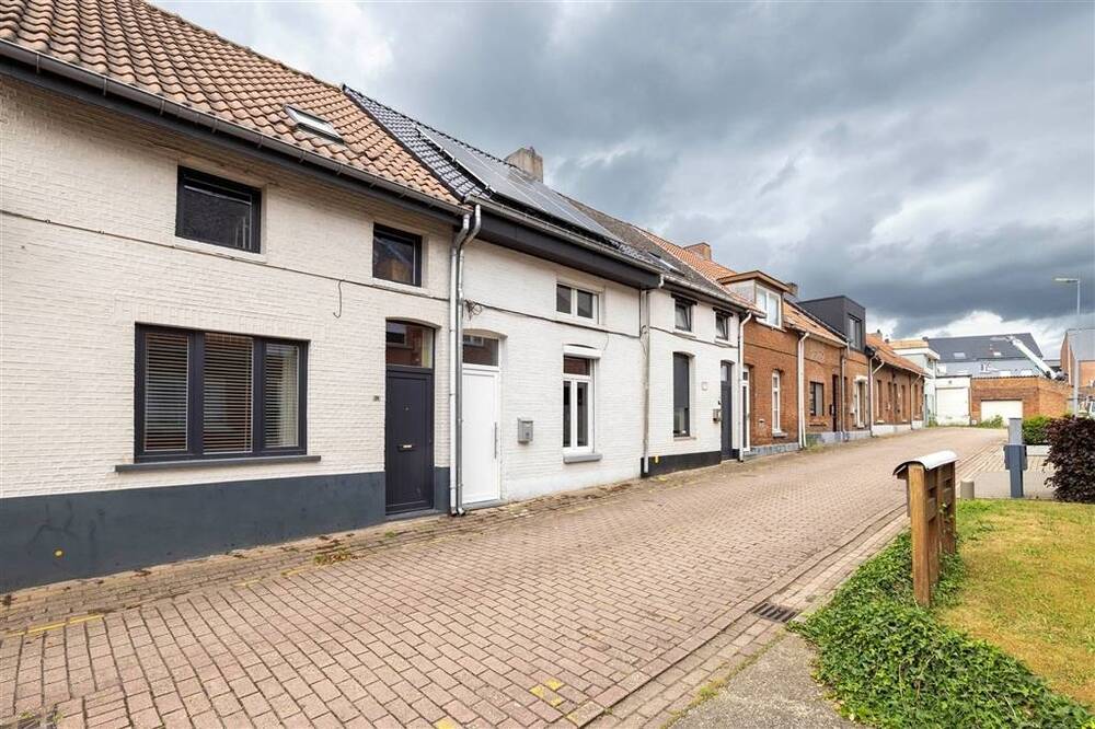 Huis te koop in Heist-op-den-Berg 2220 330000.00€ 2 slaapkamers 90.00m² - Zoekertje 493132