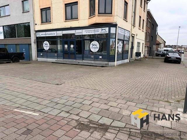 Handelszaak te in Deurne 2100 1750.00€ slaapkamers m² - Zoekertje 504465