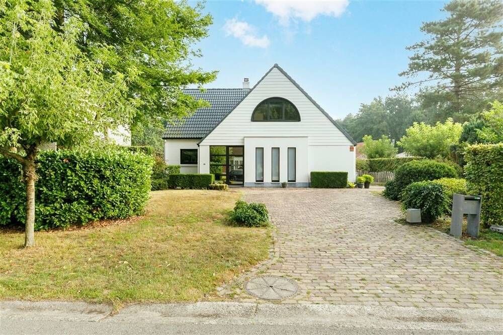 Huis te koop in Oelegem 2520 499000.00€ 3 slaapkamers 172.00m² - Zoekertje 504421