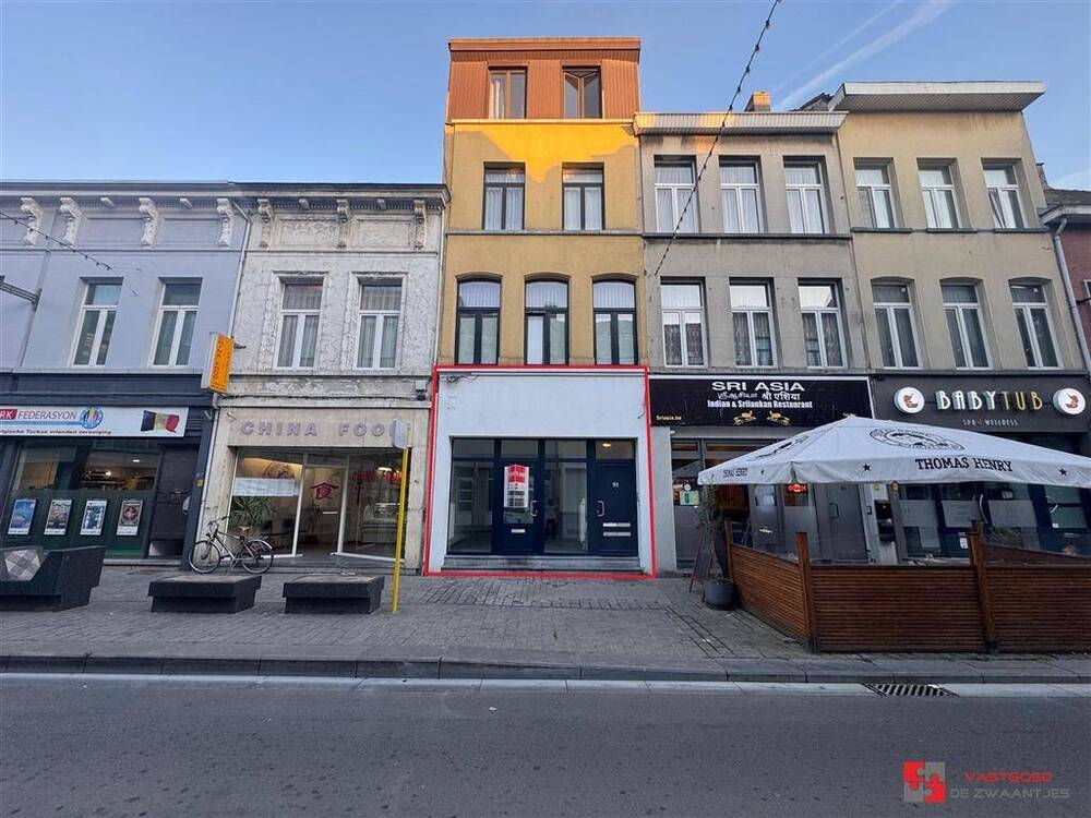 Handelszaak te huur in Berchem 2600 1300.00€ slaapkamers 110.00m² - Zoekertje 504570
