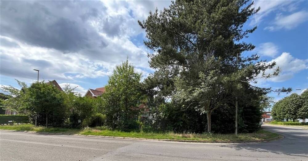 Grond te  koop in Wijnegem 2110 420000.00€  slaapkamers m² - Zoekertje 504559