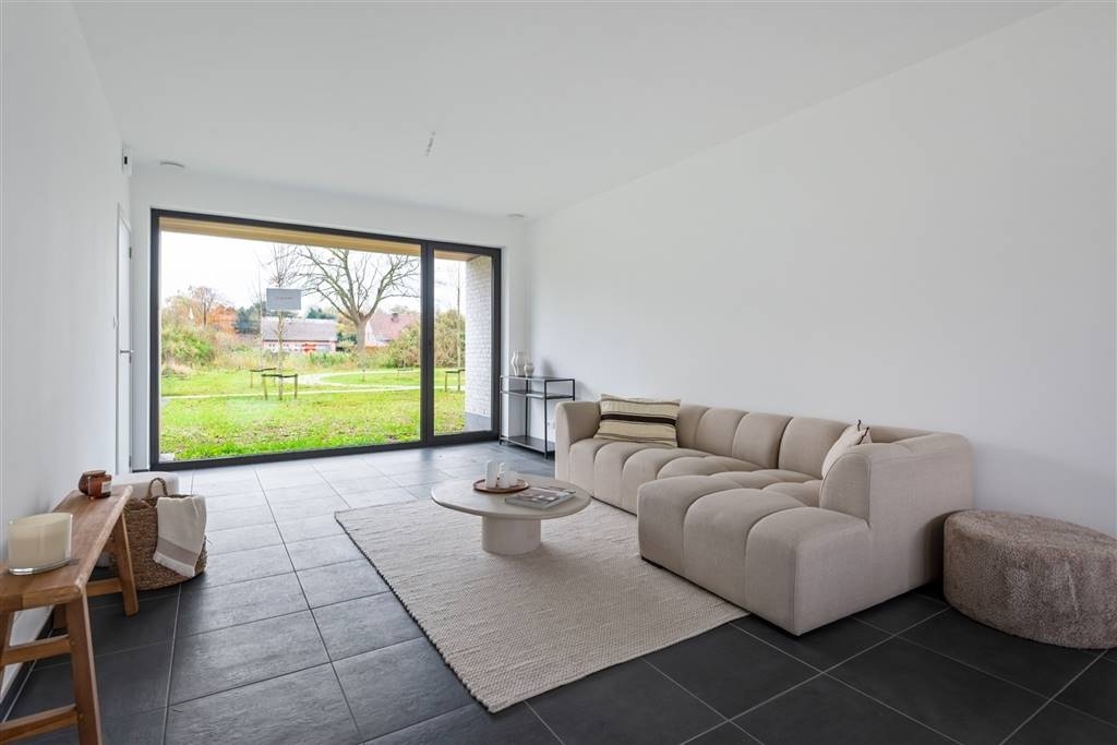 Huis te koop in Meerhout 2450 345000.00€ 3 slaapkamers 141.00m² - Zoekertje 503850