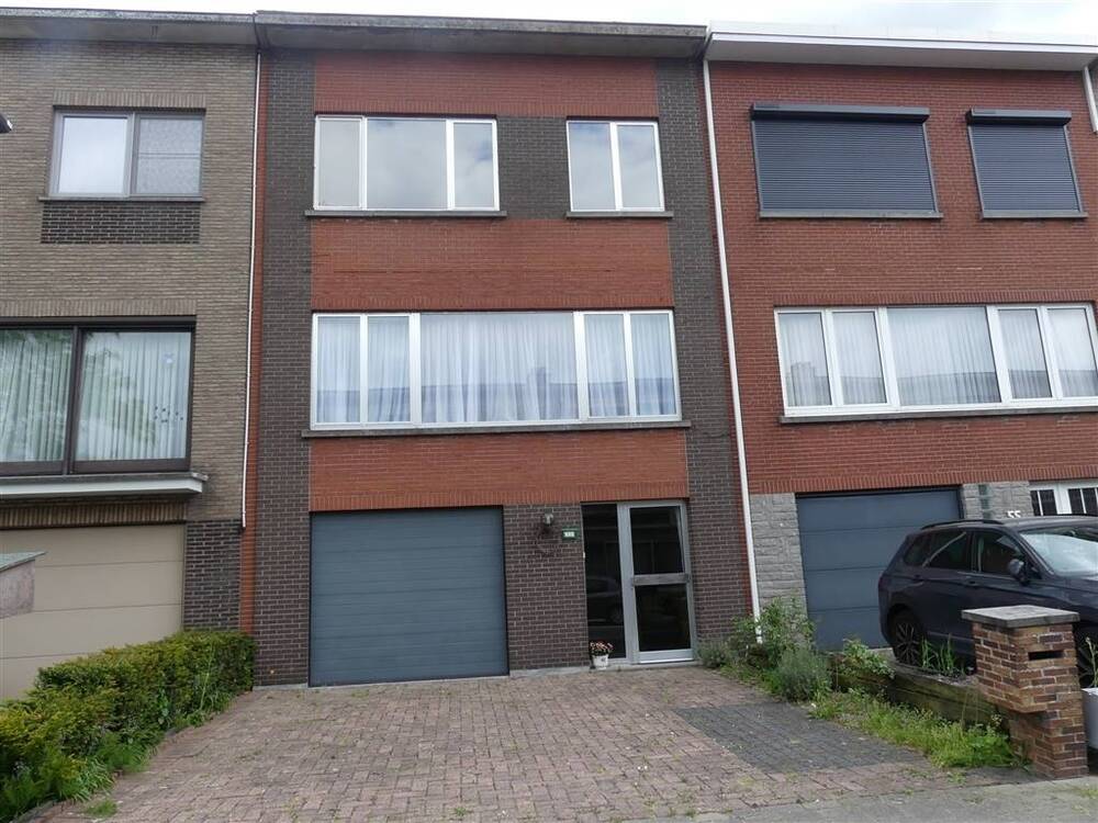 Huis te koop in Aartselaar 2630 369000.00€ 4 slaapkamers 175.00m² - Zoekertje 502931