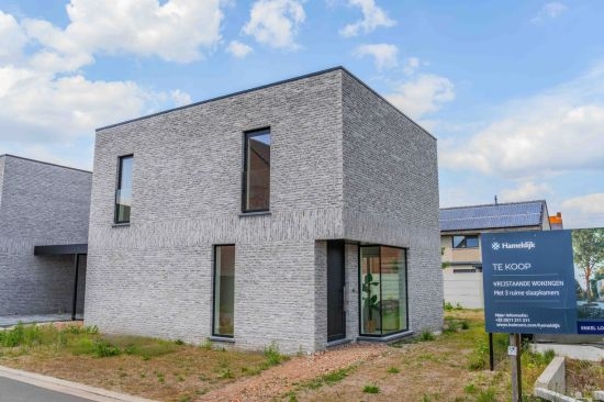 Huis te koop in Dessel 2480 346221.00€ 3 slaapkamers 125.00m² - Zoekertje 503156