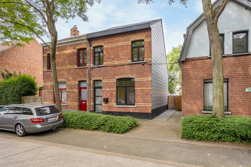 Huis te koop in Brasschaat 2930 445000.00€ 2 slaapkamers 120.00m² - Zoekertje 502963