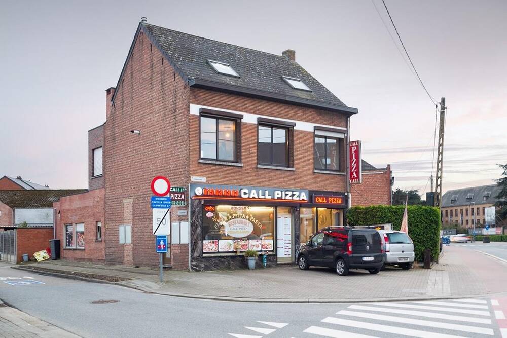 Huis te koop in Sint-Katelijne-Waver 2860 349000.00€ 4 slaapkamers 337.00m² - Zoekertje 503375