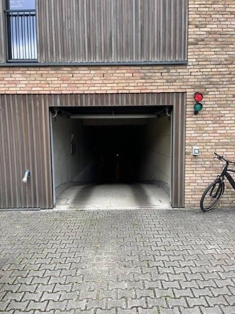 Parking & garage te  koop in Kapellen 2950 28000.00€  slaapkamers m² - Zoekertje 503885
