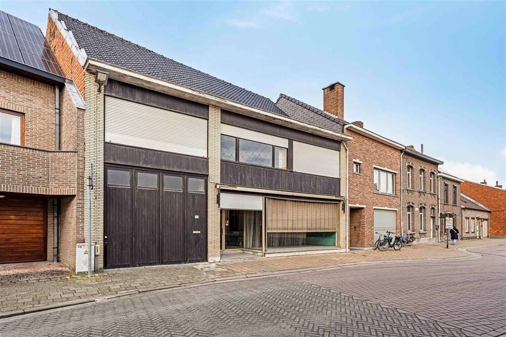 Huis te koop in Sint-Amands 2890 369000.00€ 5 slaapkamers 329.00m² - Zoekertje 502389