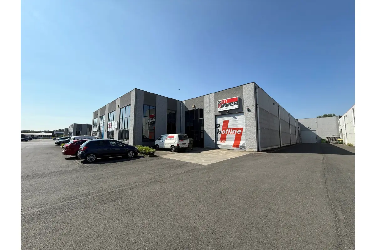 Handelszaak te  huur in Mechelen 2800 6000.00€  slaapkamers 946.00m² - Zoekertje 502048