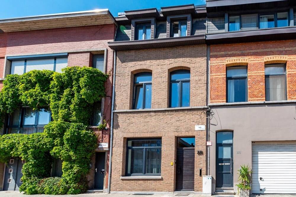 Appartement te huur in Wilrijk 2610 975.00€ 3 slaapkamers 103.00m² - Zoekertje 502304