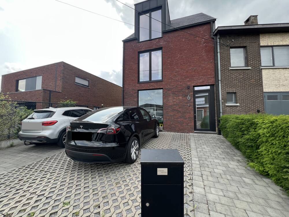 Huis te  huur in Nijlen 2560 1300.00€ 3 slaapkamers 230.00m² - Zoekertje 502250
