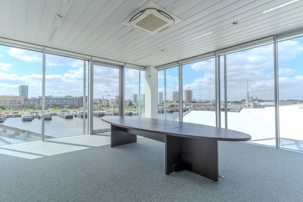 Handelszaak te huur in Antwerpen 2030 1867.00€ slaapkamers 140.00m² - Zoekertje 501719