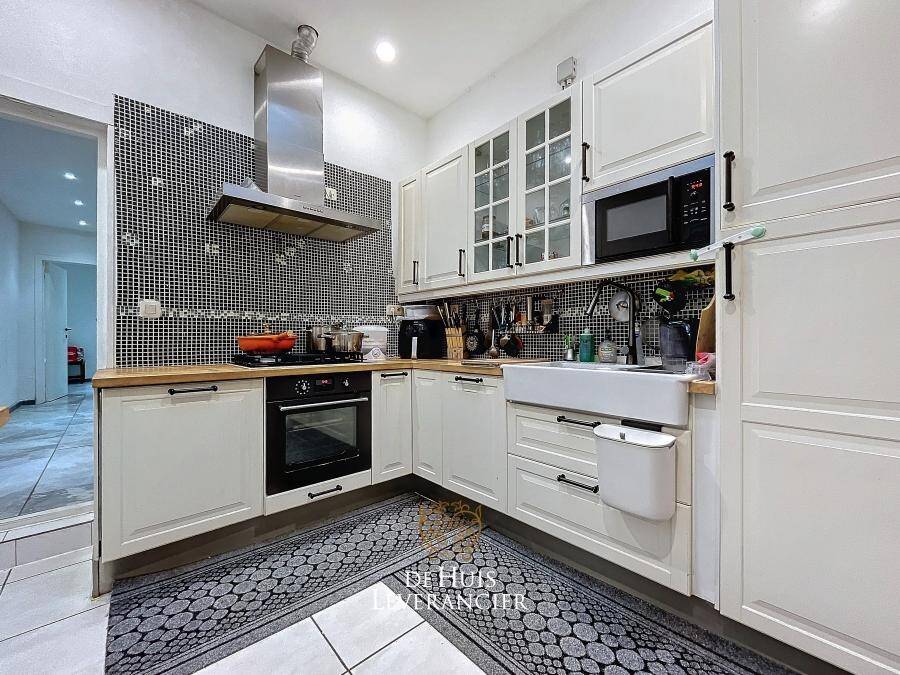 Huis te koop in Boom 2850 425000.00€ 7 slaapkamers 241.00m² - Zoekertje 500774