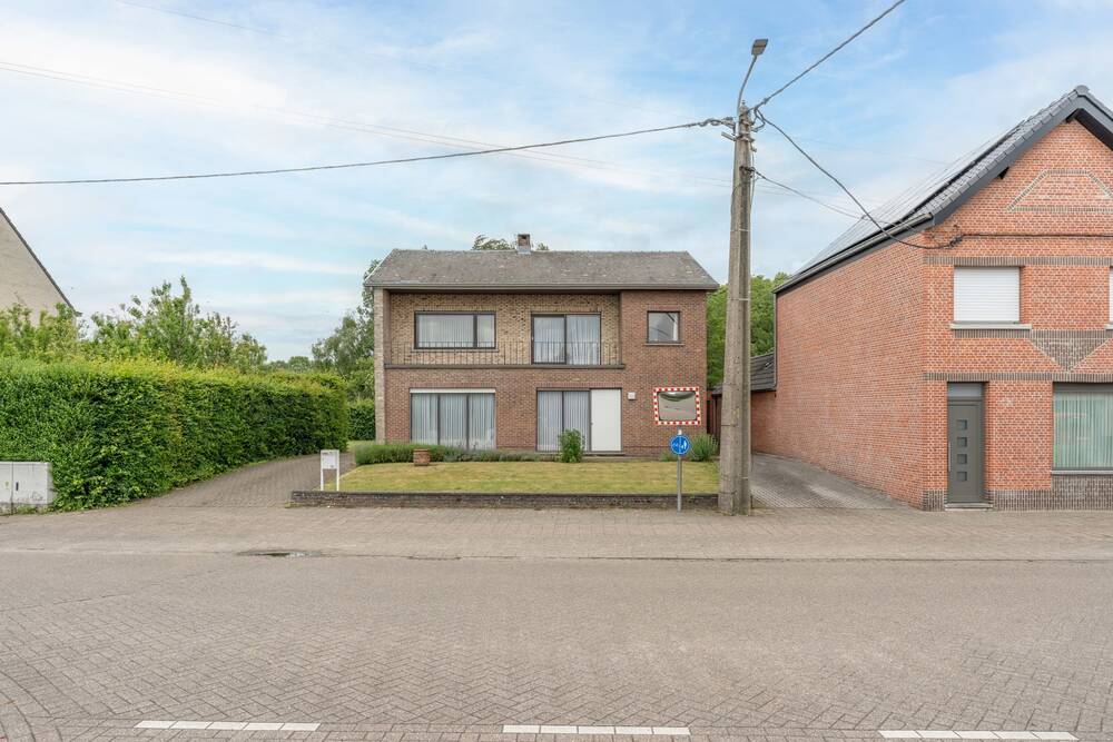 Huis te koop in Beerse 2340 365000.00€ 3 slaapkamers 158.00m² - Zoekertje 501919