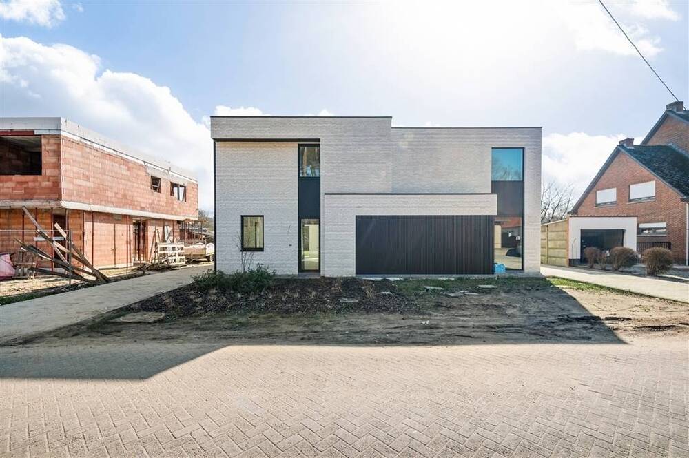Huis te koop in Olen 2250 499000.00€ 3 slaapkamers 162.00m² - Zoekertje 501358