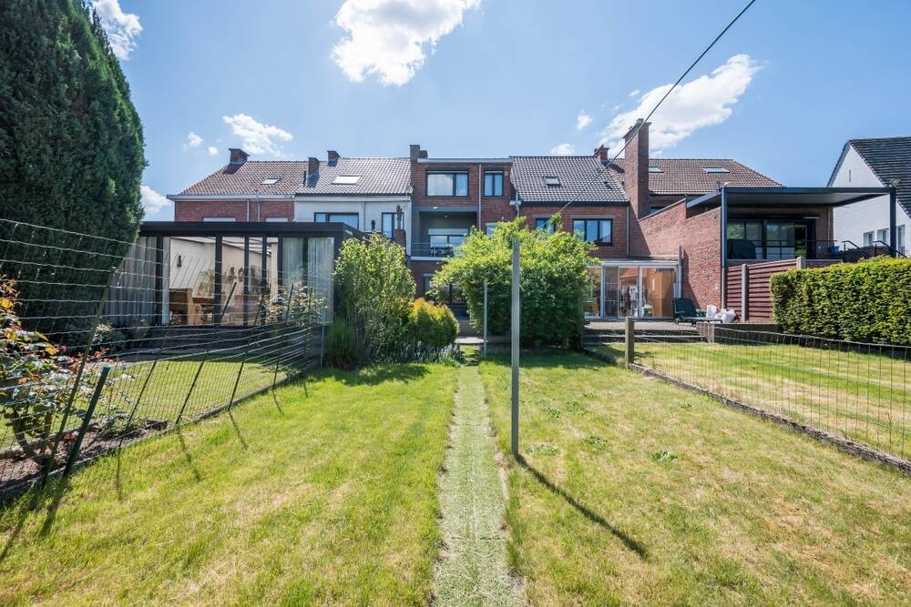 Huis te koop in Zwijndrecht 2070 294000.00€ 3 slaapkamers 162.00m² - Zoekertje 501712