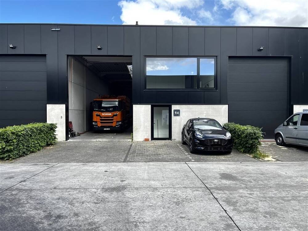 Handelszaak te huur in Lier 2500 2200.00€ slaapkamers 245.00m² - Zoekertje 500978