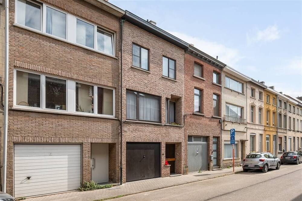 Huis te koop in Mechelen 2800 410000.00€ 3 slaapkamers 191.00m² - Zoekertje 499771