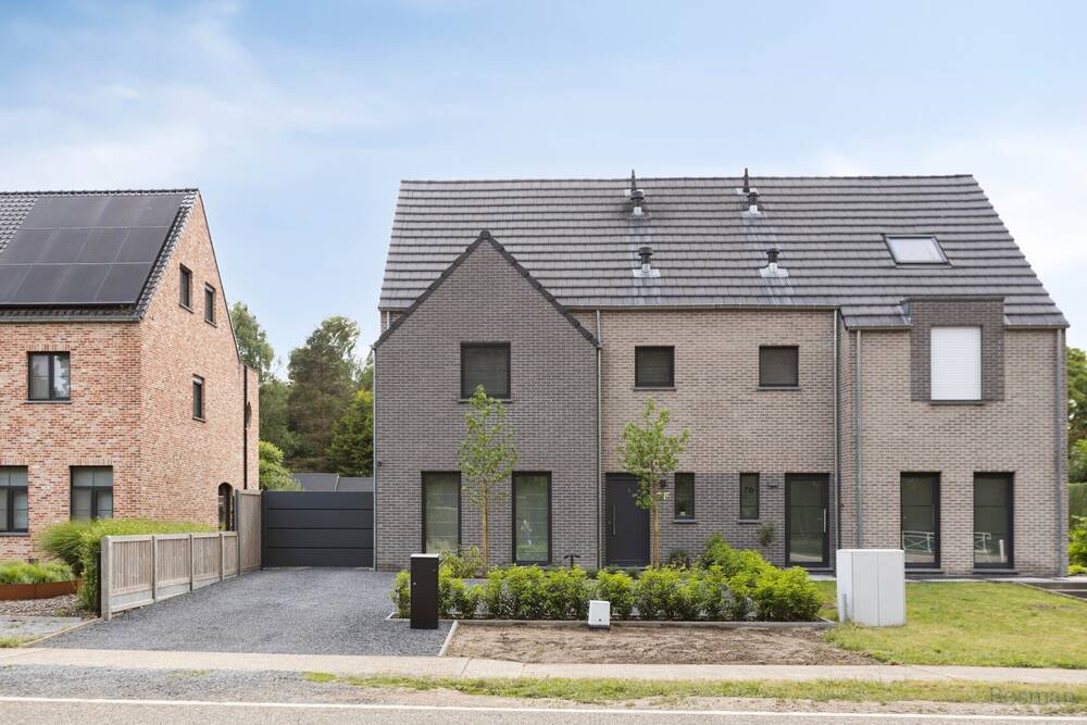 Huis te koop in Laakdal 2430 435000.00€ 3 slaapkamers m² - Zoekertje 499667