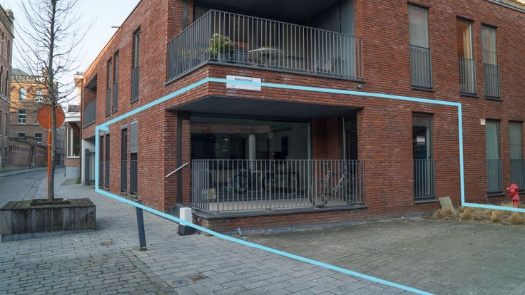 Handelszaak te huur in Lier 2500 850.00€ slaapkamers 67.00m² - Zoekertje 499784