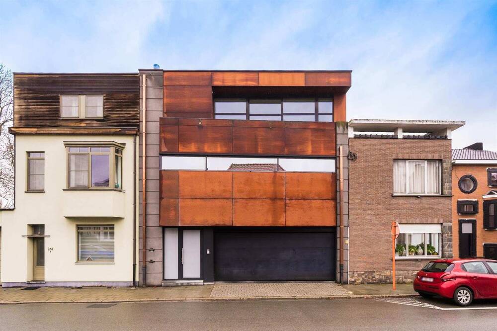 Appartement te huur in Mechelen 2800 1950.00€ 4 slaapkamers 224.00m² - Zoekertje 499908