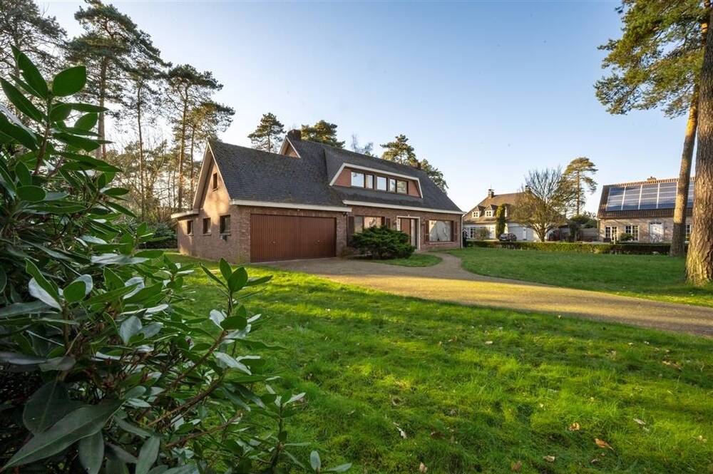 Huis te koop in Lichtaart 2460 499000.00€ 4 slaapkamers 290.00m² - Zoekertje 499317