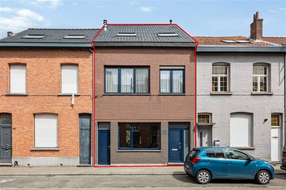 Huis te koop in Hemiksem 2620 359000.00€ 4 slaapkamers 179.00m² - Zoekertje 498694