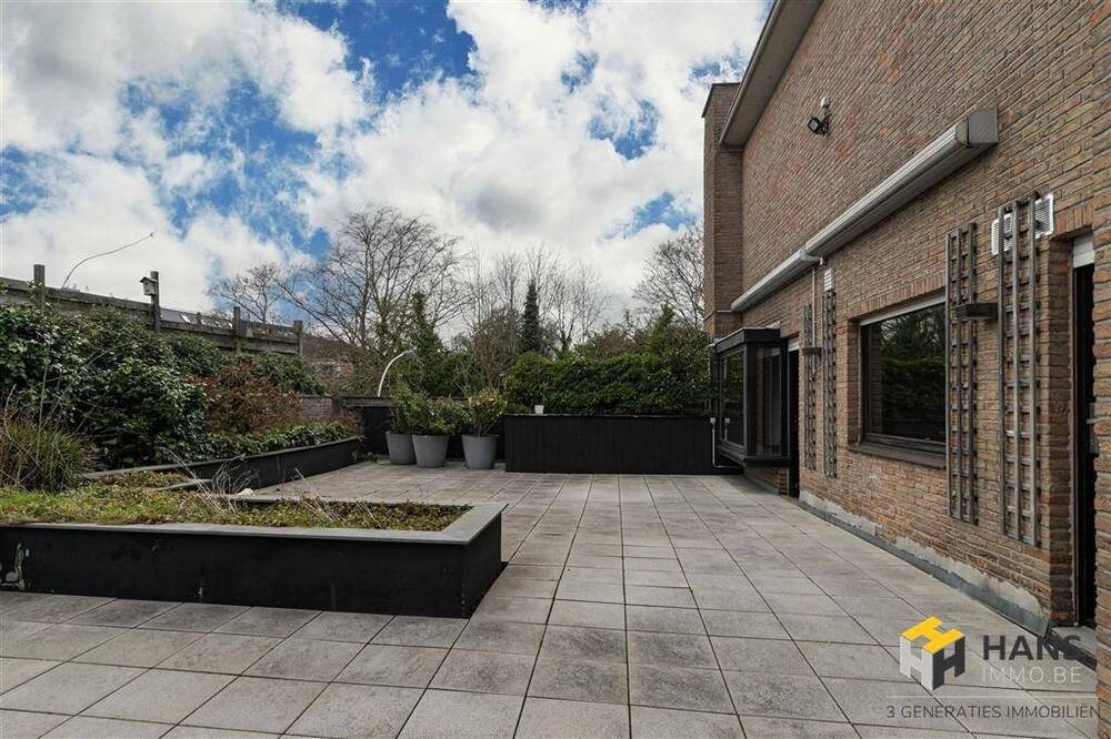 Appartement te  koop in Edegem 2650 725000.00€ 4 slaapkamers 228.00m² - Zoekertje 498626