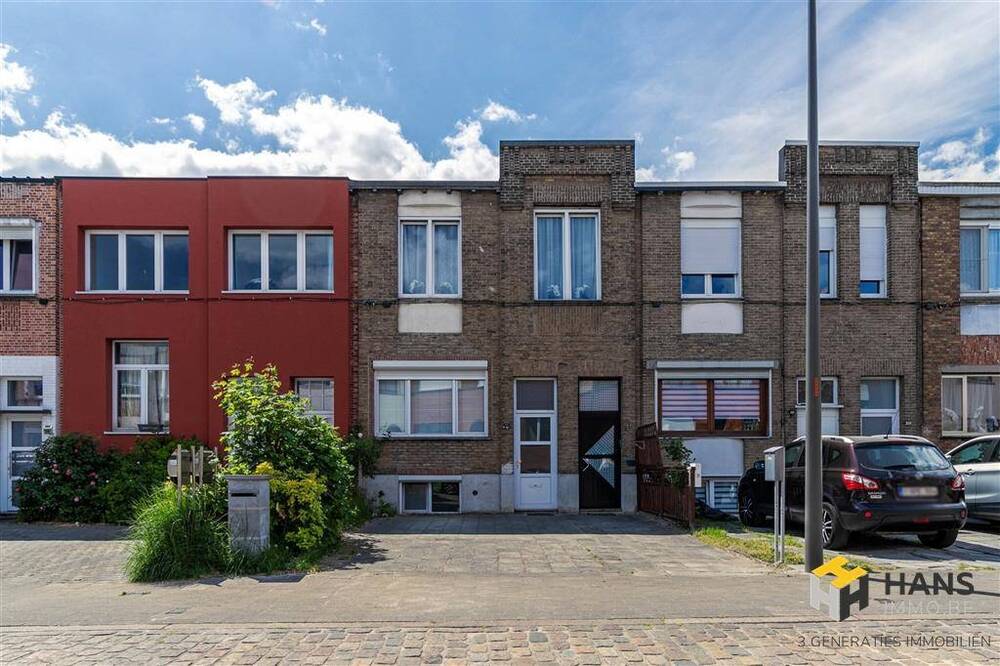 Huis te koop in Deurne 2100 289000.00€ 3 slaapkamers 135.00m² - Zoekertje 498606