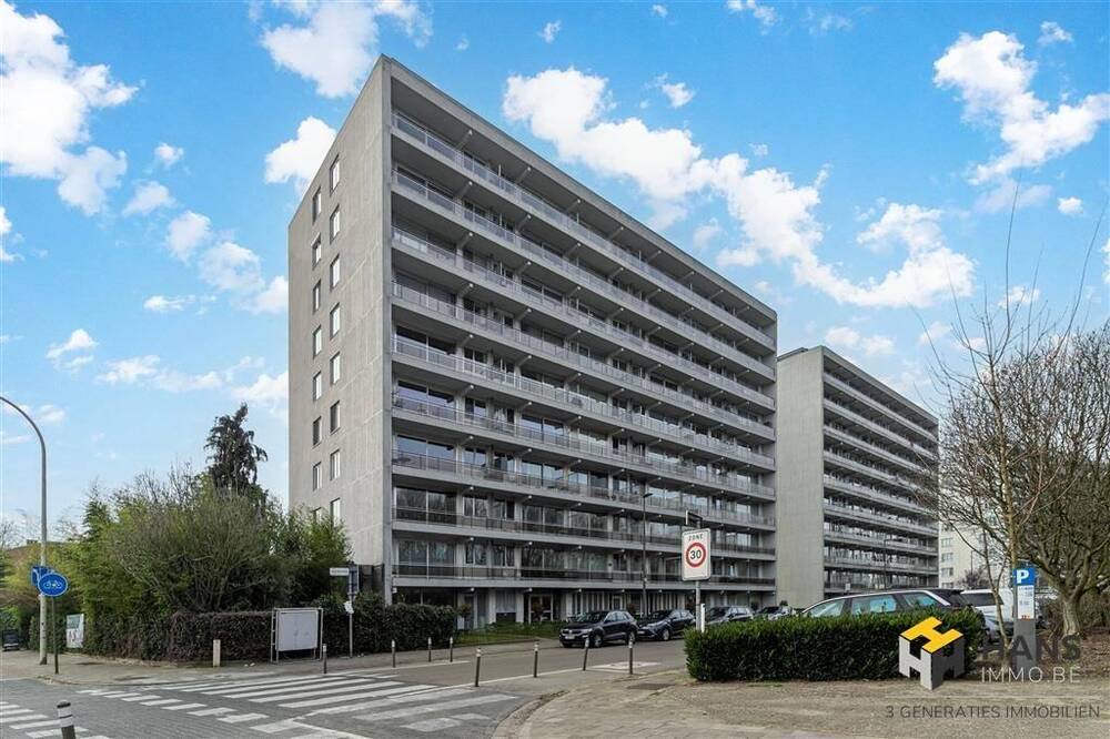 Appartement te koop in Deurne 2100 199900.00€ 3 slaapkamers 108.00m² - Zoekertje 498567