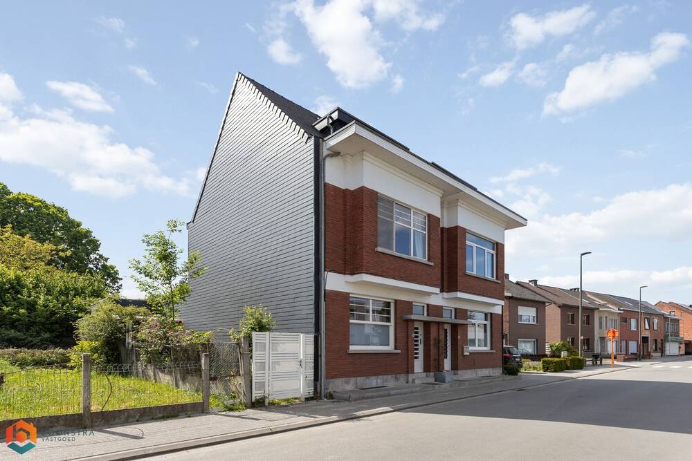 Huis te koop in Mechelen 2800 425000.00€ 3 slaapkamers 199.00m² - Zoekertje 498653