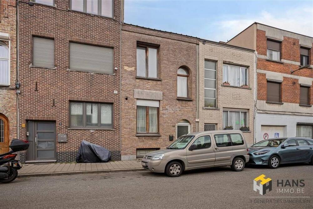 Huis te koop in Deurne 2100 345000.00€ 5 slaapkamers 168.00m² - Zoekertje 498561