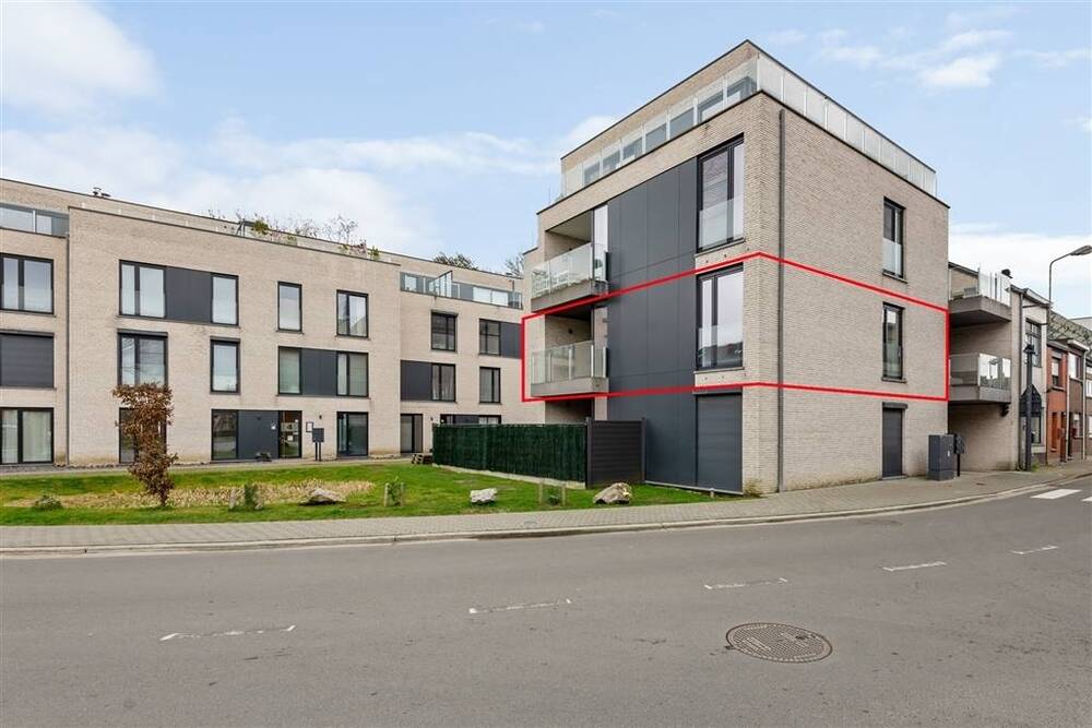 Appartement te koop in Willebroek 2830 260000.00€ 1 slaapkamers 96.04m² - Zoekertje 498707