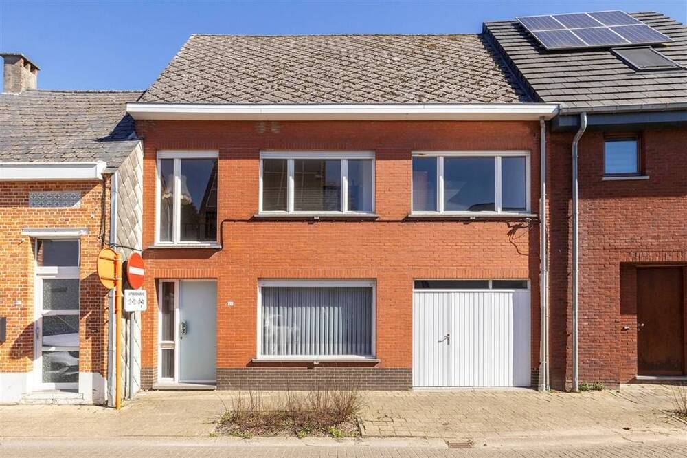 Huis te  koop in Herenthout 2270 249000.00€ 4 slaapkamers 166.00m² - Zoekertje 497396