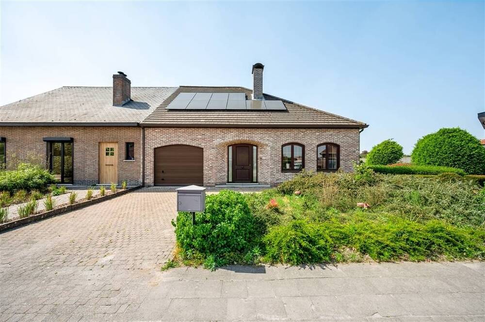 Huis te koop in Vosselaar 2350 435000.00€ 2 slaapkamers 168.00m² - Zoekertje 498016
