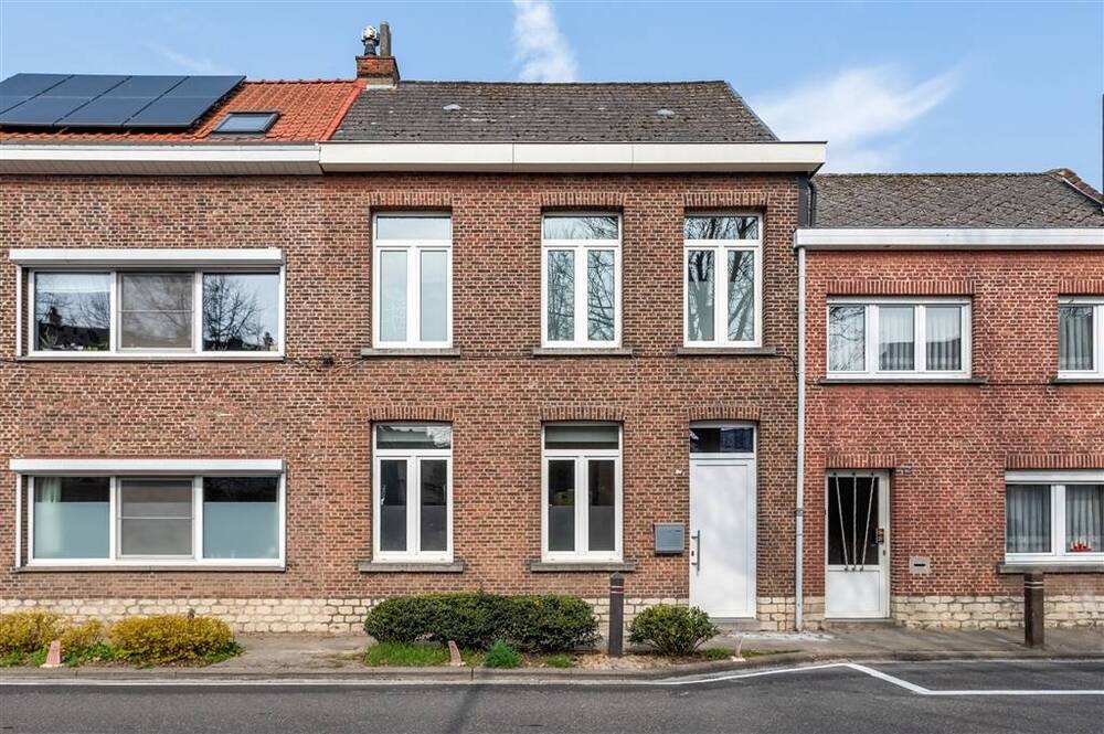 Huis te koop in Hove 2540 369000.00€ 3 slaapkamers 166.00m² - Zoekertje 498133