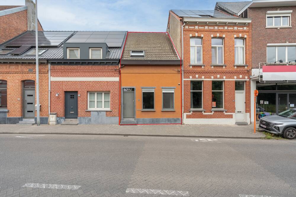 Huis te  koop in Turnhout 2300 275000.00€ 3 slaapkamers 173.00m² - Zoekertje 498491