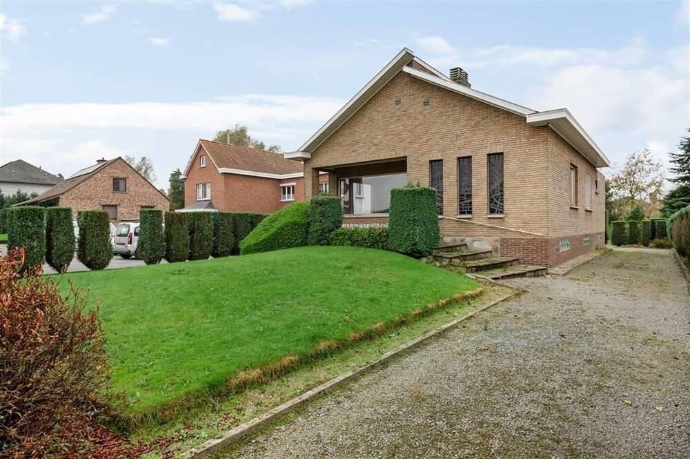 Huis te koop in Kontich 2550 479000.00€ 2 slaapkamers 219.00m² - Zoekertje 497918