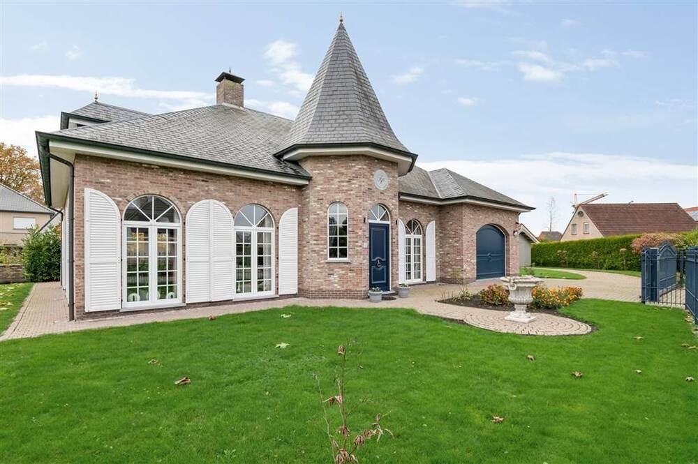 Huis te koop in Arendonk 2370 549000.00€ 4 slaapkamers 308.00m² - Zoekertje 497848